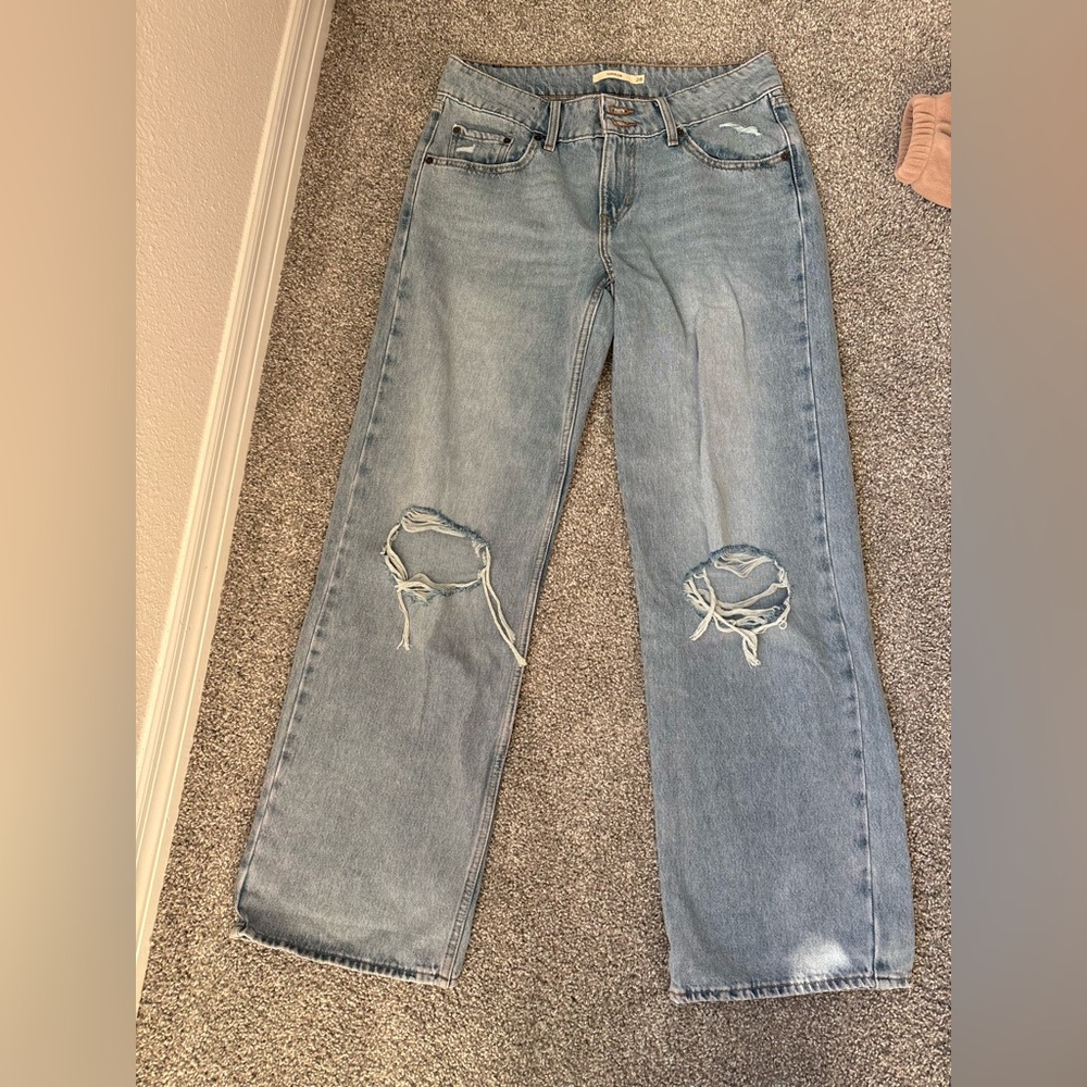 Levi's Women's Classic Blue Straight Leg Jeans